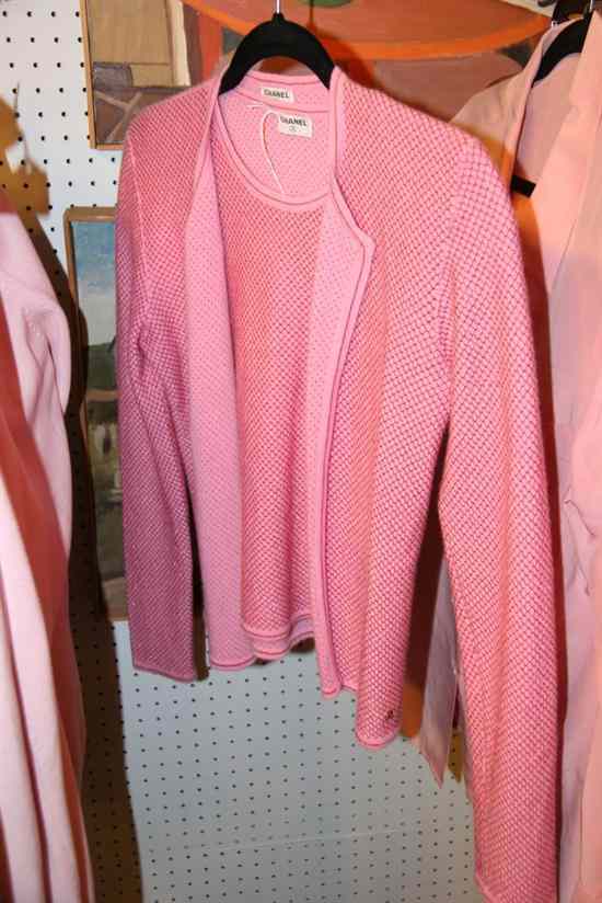 Appraisal: CHANEL PINK WOOL AND CASHMERE TWINSET Autumn size With pink