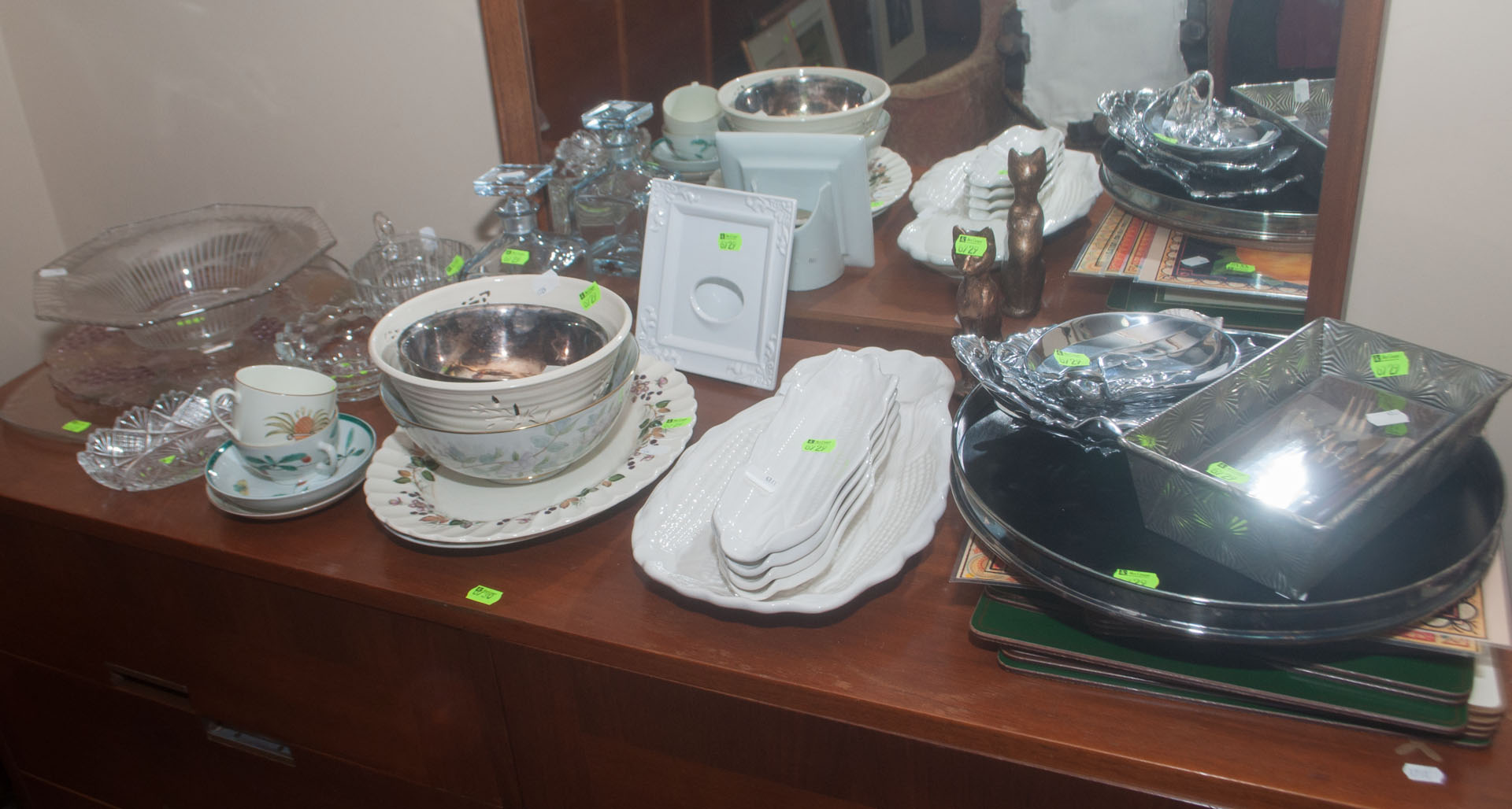 Appraisal: Large assortment of items including etched cut and pressed glass