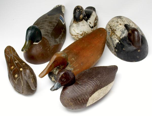 Appraisal: DUCK DECOYS Assortment of six carved wood duck decoys including