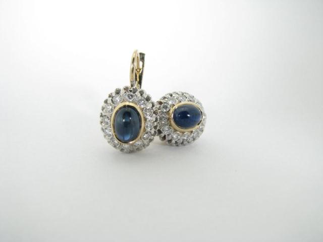 Appraisal: Lady's K yellow gold earrings with round diamonds cabochon sapphires