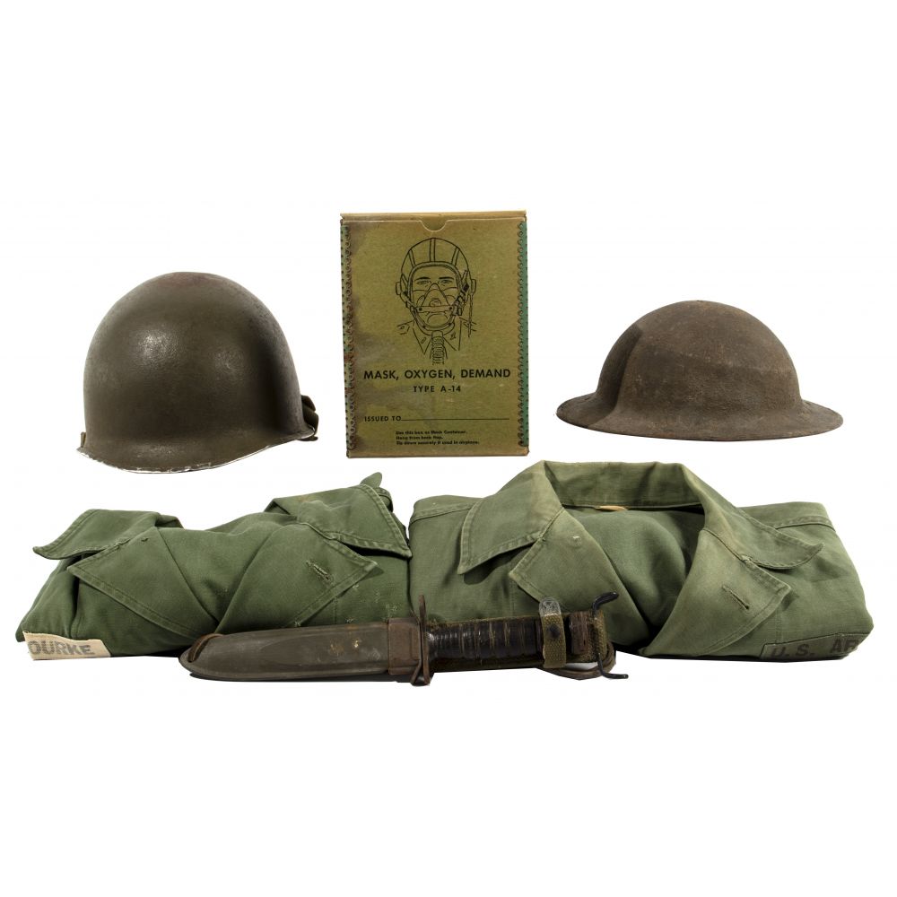 Appraisal: US MILITARIA ASSORTMENT items including US Great War M doughboy