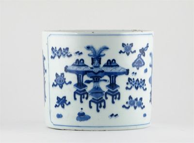 Appraisal: A Chinese blue and white cylindrical brushpot painted with two