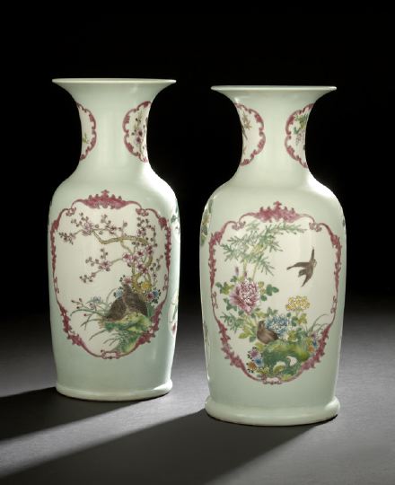 Appraisal: Pair of Chinese Export Porcelain Vases first half th century