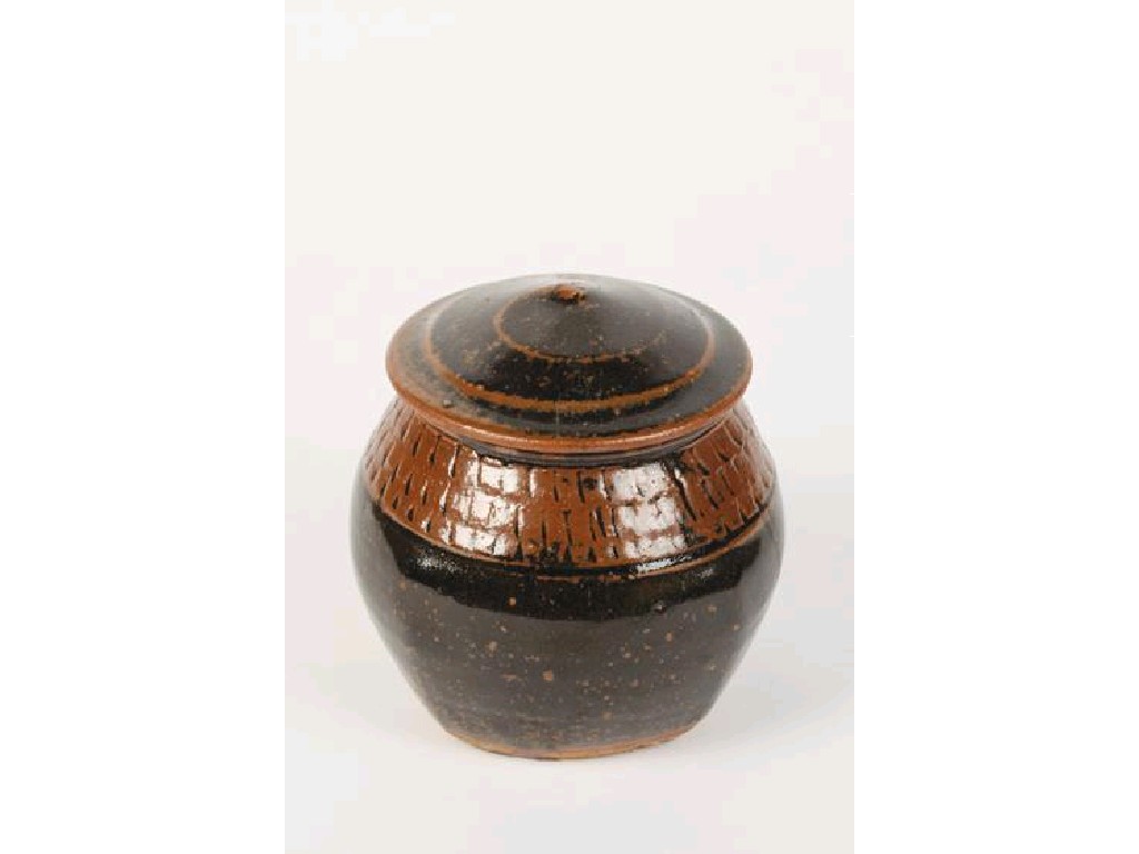 Appraisal: RICHARD BATTERHAM A LIDDED JAR AND COVER the circular lid