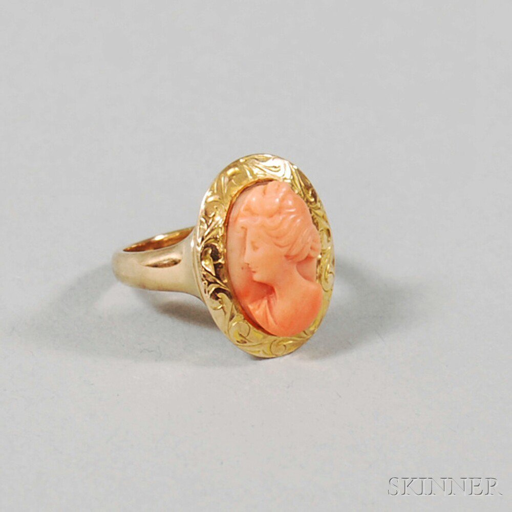 Appraisal: kt Gold and Carved Coral Cameo Ring carved with the