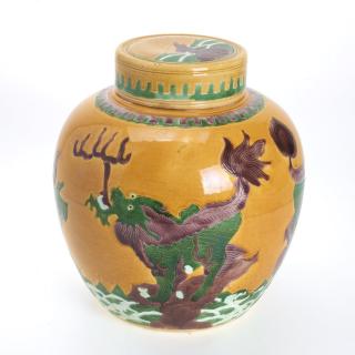 Appraisal: Chinese sancai glazed porcelain jar and cover Chinese sancai glazed