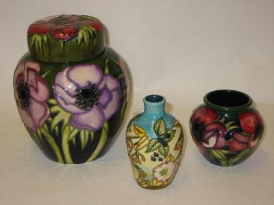 Appraisal: A MOORCROFT POTTERY GINGER JAR AND COVER in the Anemone