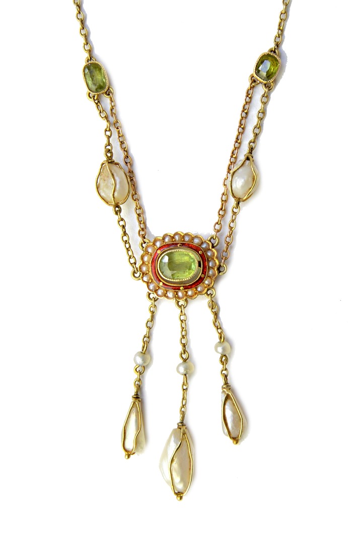 Appraisal: A gold peridot seed pearl and red enamelled necklace mounted