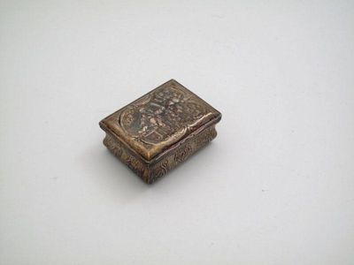 Appraisal: An th century continental silver snuff box marks worn rectangular