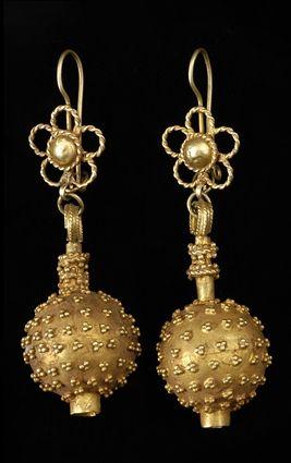 Appraisal: Pair of Persian Gold Pomegrant Drop Earrings