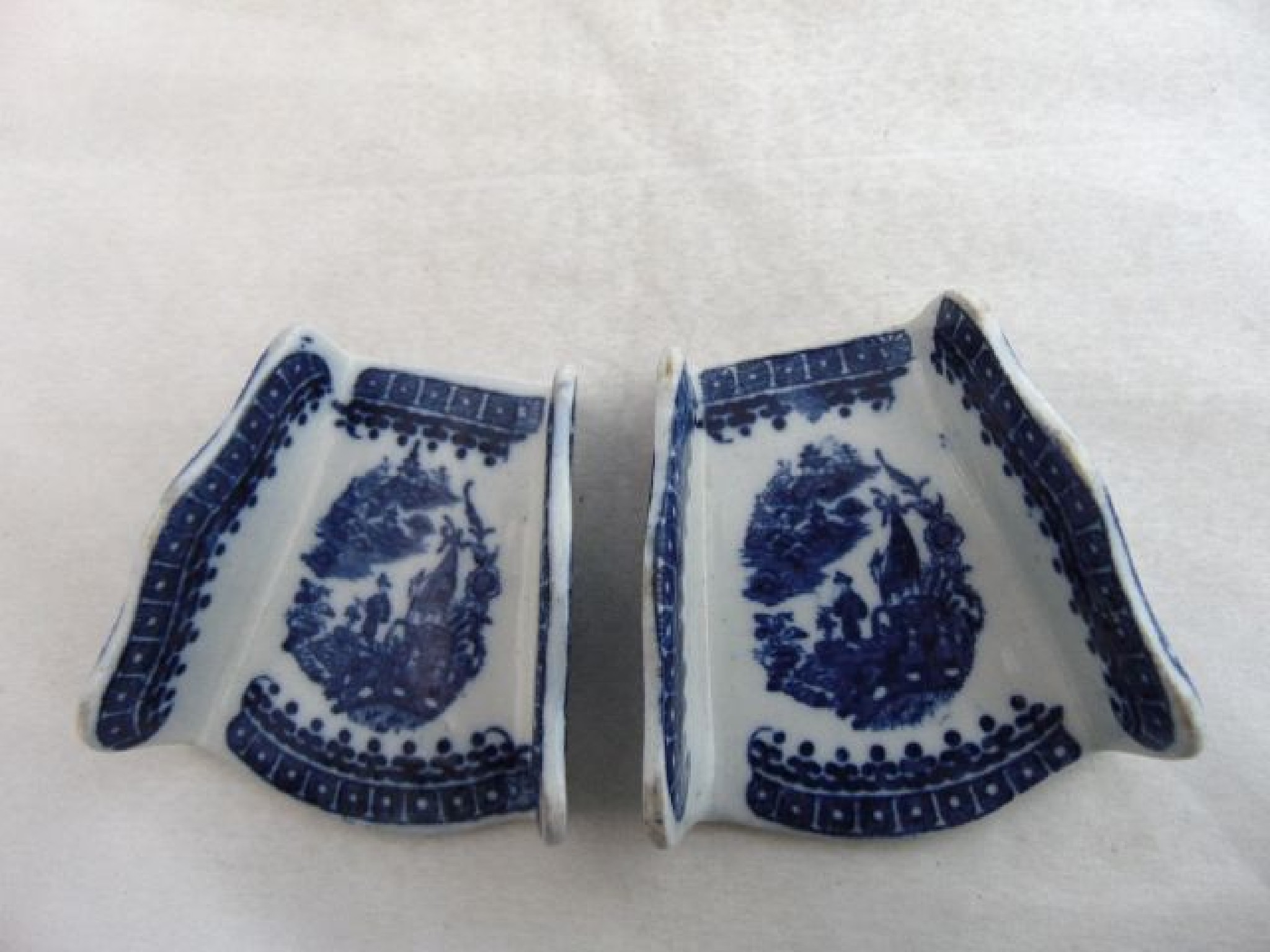 Appraisal: A pair of th century blue and white asparagus servers