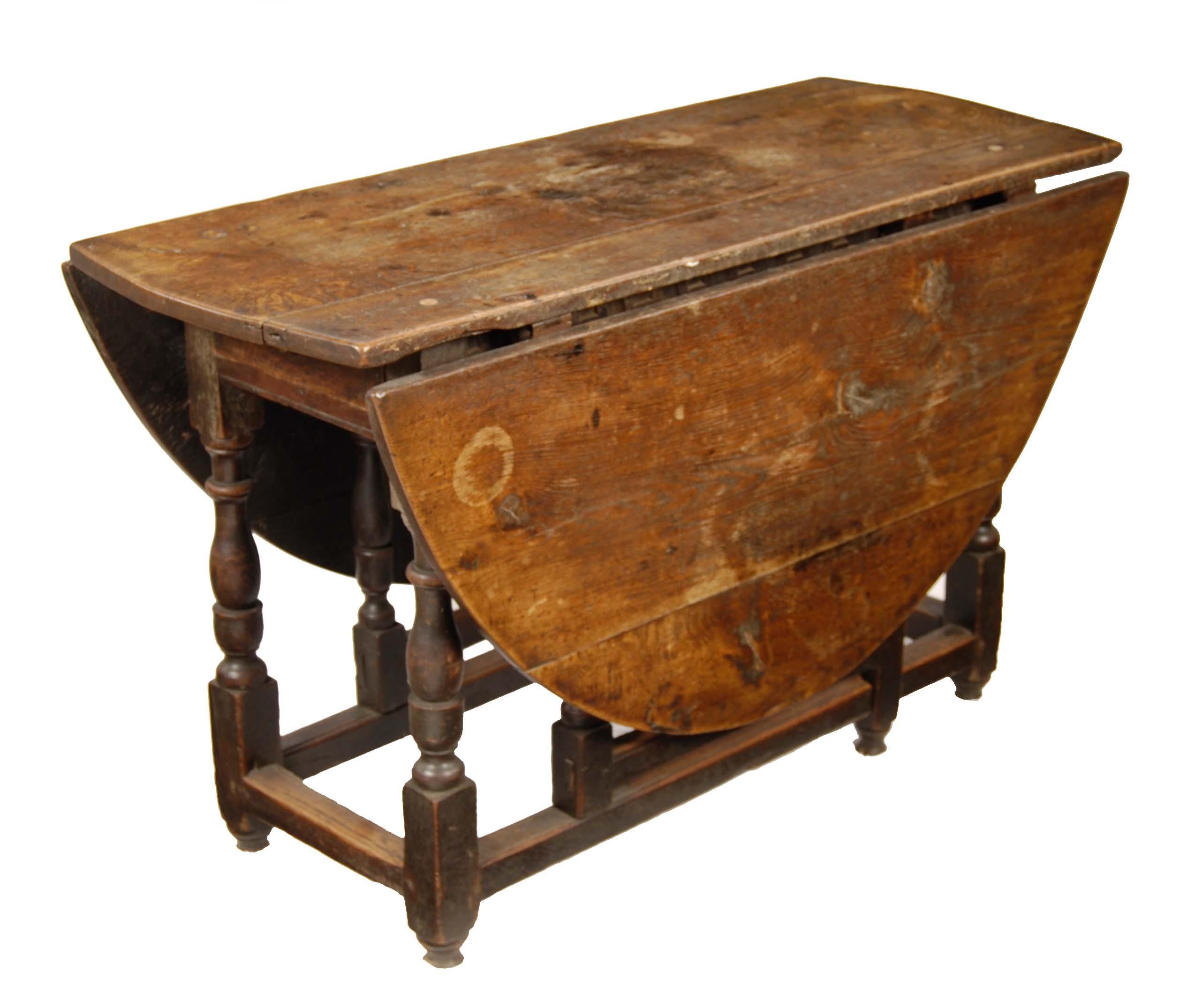 Appraisal: A joined oak gateleg table