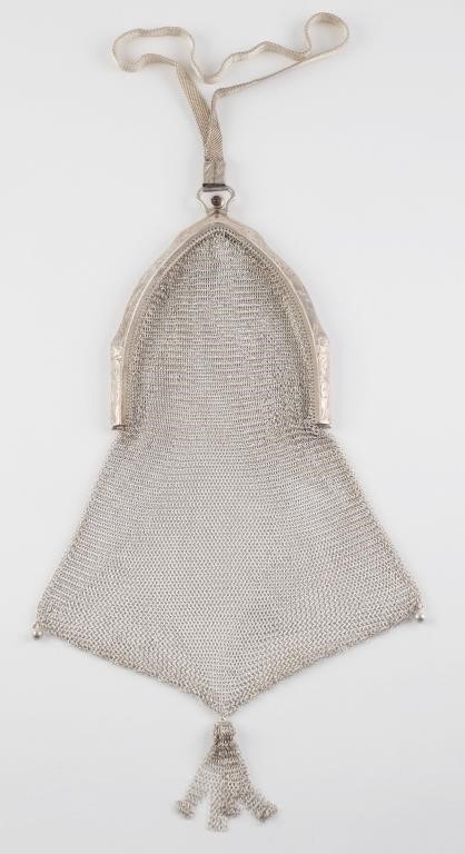 Appraisal: Whiting Davis sterling silver mesh bag in excellent condition weighing