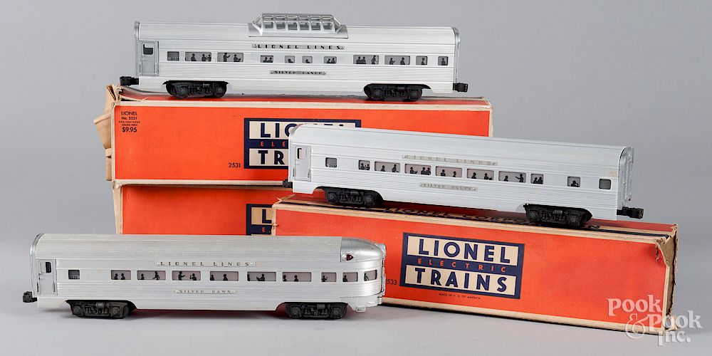 Appraisal: Three Lionel streamline train cars Three Lionel streamline train cars