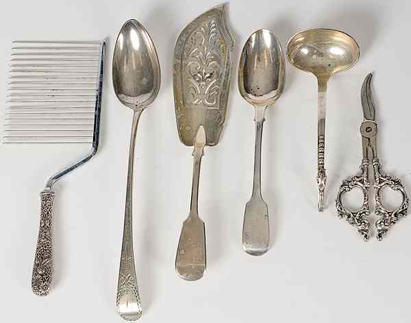 Appraisal: Sterling Silver Serving Pieces English and American an assembled group