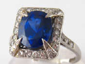 Appraisal: A platinum natural sapphire and diamond ring circa the sapphire