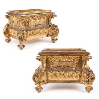 Appraisal: A pair of Italian Rococo carved and gilt wood jardinieres