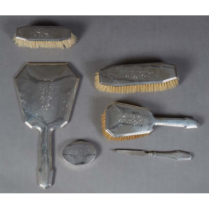 Appraisal: Six Sterling Pieces th c consisting of a five piece