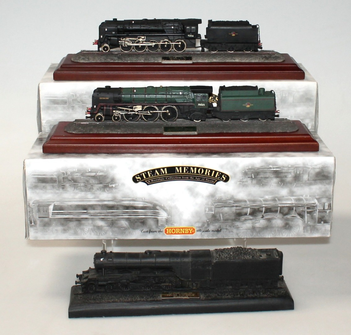 Appraisal: A Hornby Steam Memories OO scale model group The Western