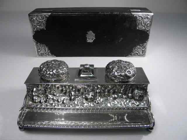 Appraisal: Victorian sterling silver glove box and silver plate inkwell The