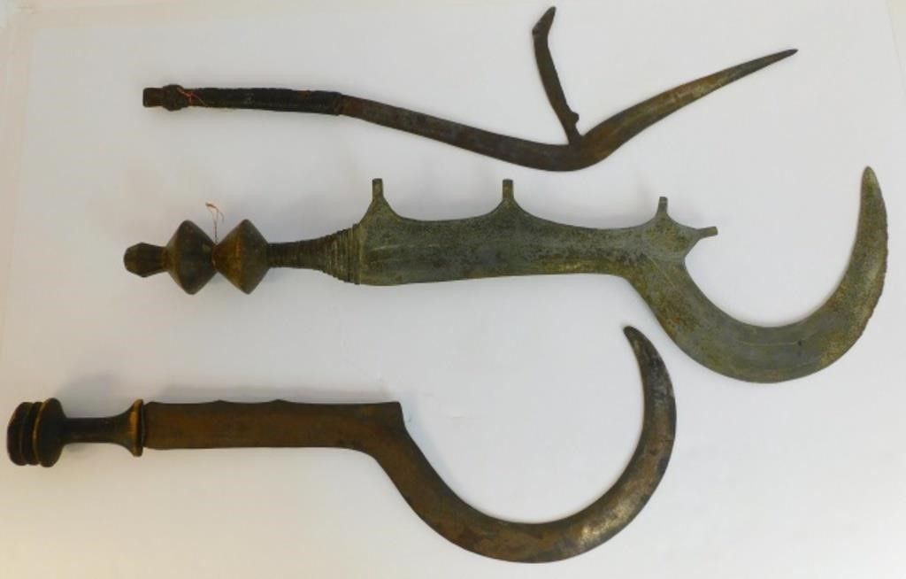 Appraisal: THREE TH C AFRICAN WEAPONS AZANDE TOinclude wood and iron