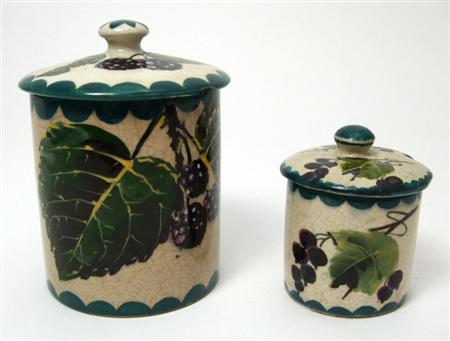 Appraisal: WEMYSS MEDIUM PRESERVE JAR COVER EARLY TH CENTURY decorated with