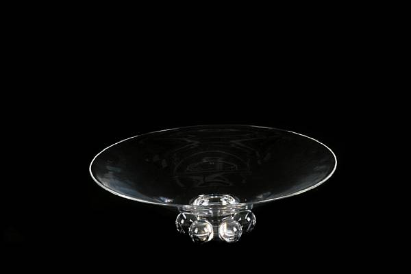 Appraisal: A Steuben clear glass centerbowl designed by John Dreves model