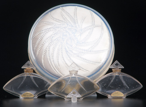 Appraisal: R LALIQUE Box and three perfume bottles for Quelques Fleurs