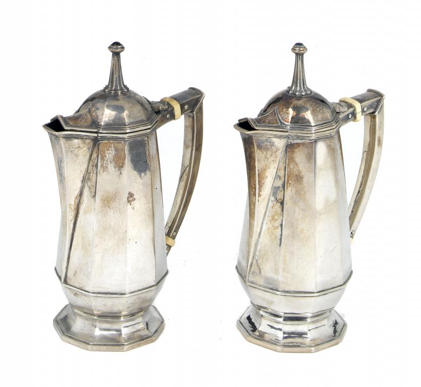 Appraisal: A PAIR OF OMAR RAMSDEN SILVER CAFE AU LAIT POTS