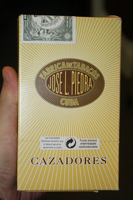 Appraisal: A BOX OF CUBAN CIGARS made by Jose L Piedra