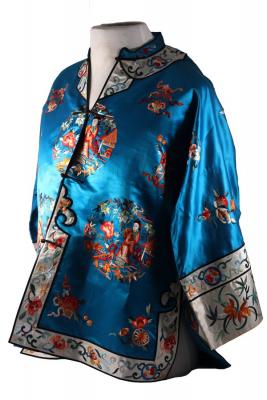 Appraisal: A Chinese silk embroidered jacket