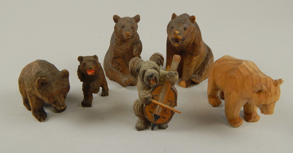 Appraisal: Various thC Black Forest and other carved animals predominately bears