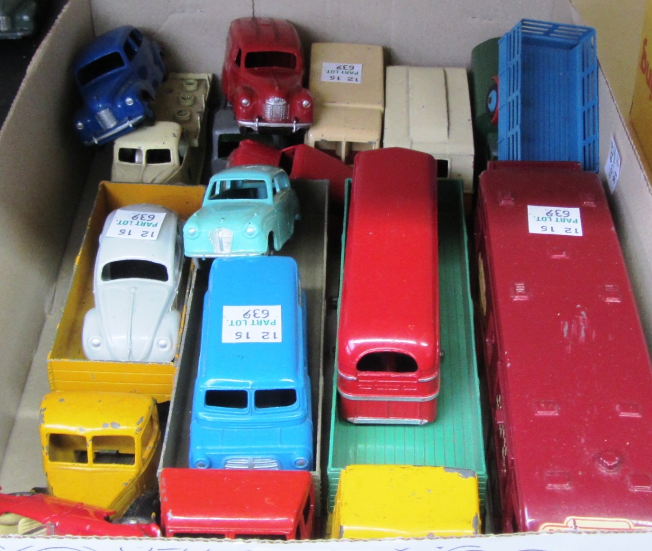 Appraisal: A quantity of Dinky die-cast vehicles including a Leyland Octopus