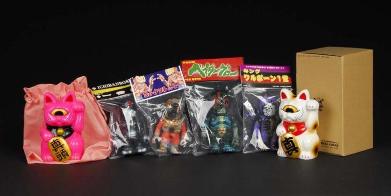 Appraisal: Lot of Vinyl Figures Description Japanese Real x Head Condition