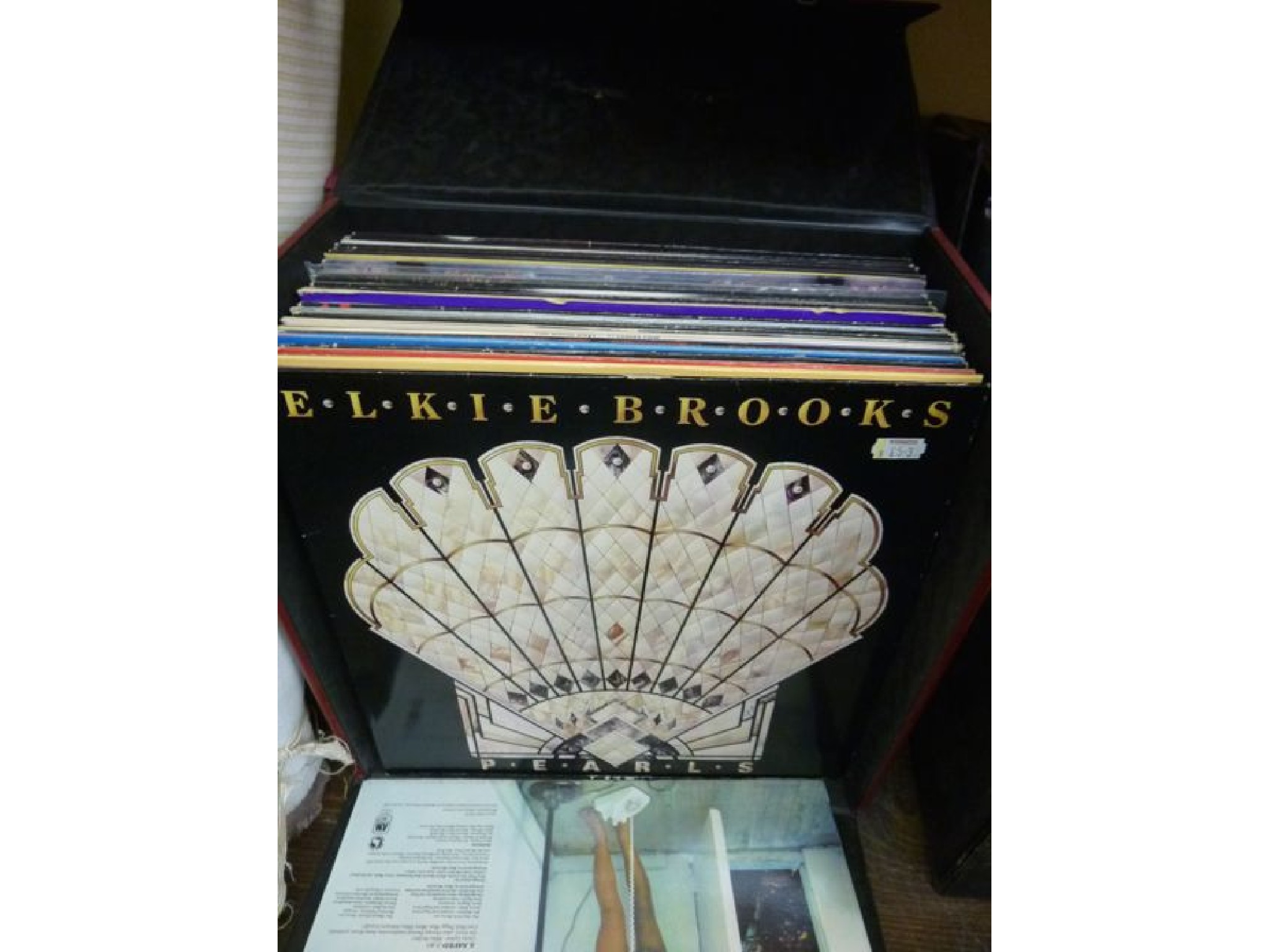 Appraisal: A large quantity of vinyl albums unsorted mainly s s