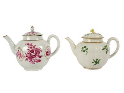 Appraisal: Two Worcester porcelain teapots and covers circa painted with puce