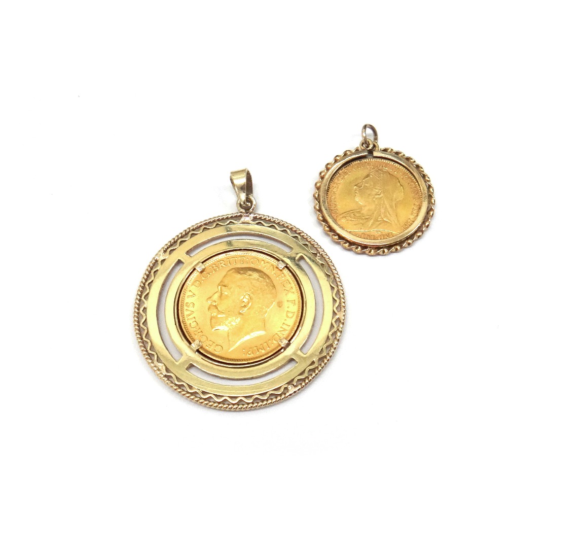 Appraisal: A George V sovereign in K gold pendant mount g