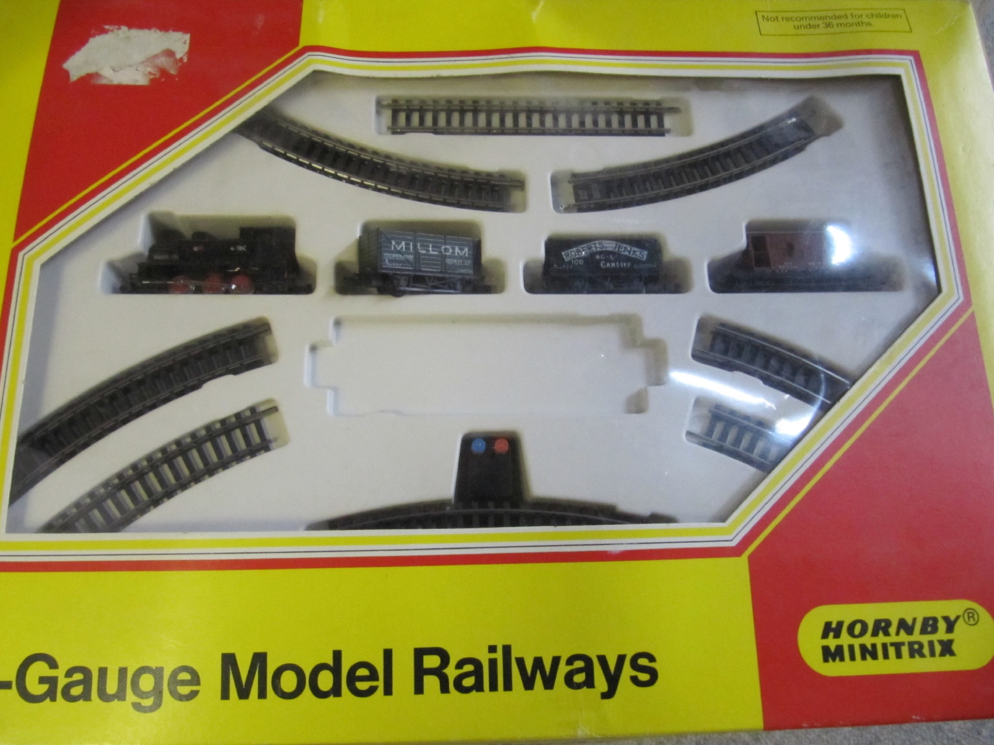 Appraisal: A Hornby Minitrix N gauge train set N-gauge loco six