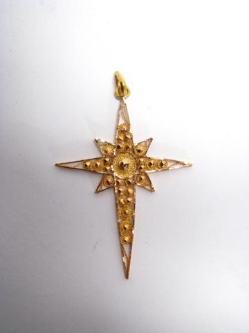 Appraisal: K Hand Wrought Gold Star of Mogadishu Pendant long