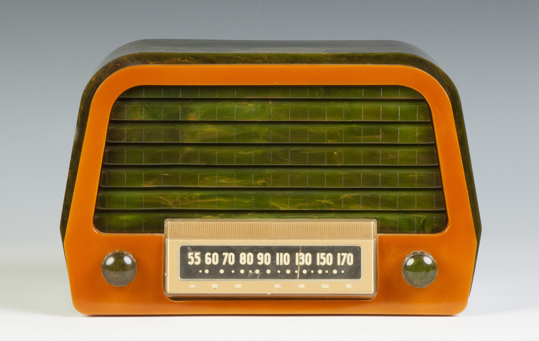 Appraisal: Airking Duchess Radio Model A- C Green pumpkin