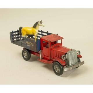 Appraisal: Metalcraft Express Truck Metalcraft Express truck Dimensions h x l