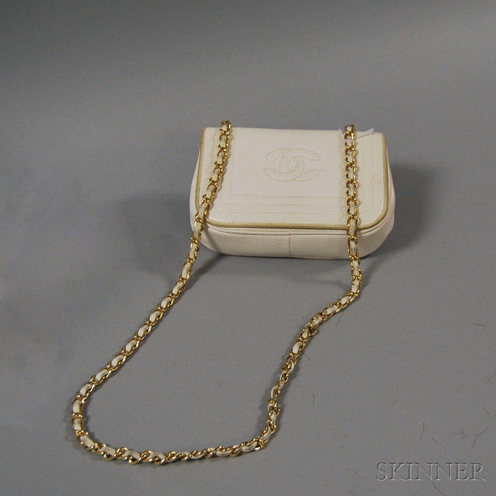 Appraisal: Chanel White Leather Snake Skin-pattern Shoulder Bag with stitched interlocking