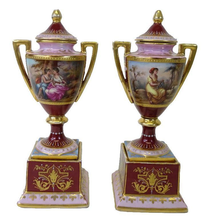 Appraisal: Pair of Royal Vienna Style Gold Gilt Vases Pair of