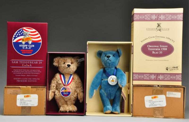 Appraisal: Lot of Steiff Teddy Bears Description Lot includes a replica