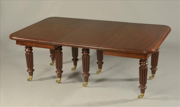 Appraisal: A George IV mahogany extending dining table circa - the