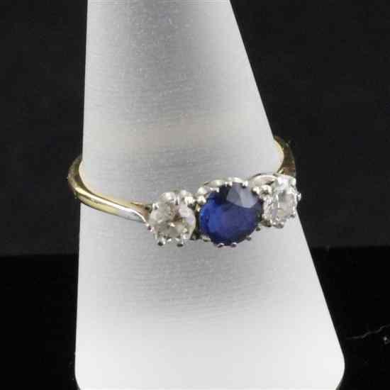 Appraisal: An ct gold sapphire and diamond three stone ring size