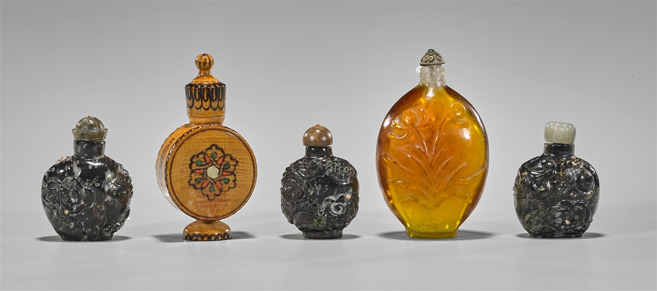 Appraisal: Group of five various snuff bottles including three carved hardstone