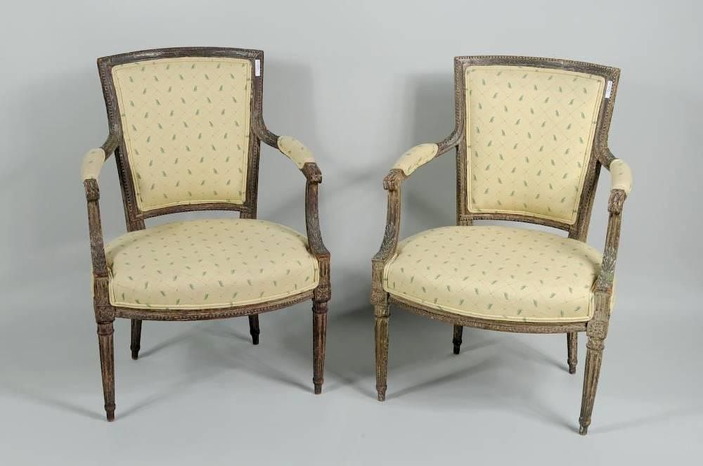 Appraisal: Pair Louis XVI Fauteuils en Cabriolet Pair Louis XVI Fauteuils