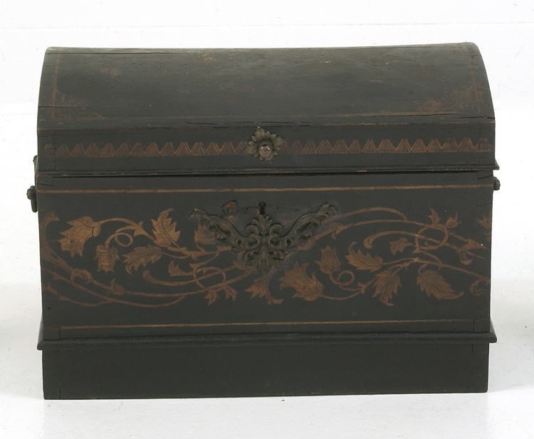 Appraisal: EUROPEAN DOME-TOP BOX Late th Early th CenturyIn elmwood Probably