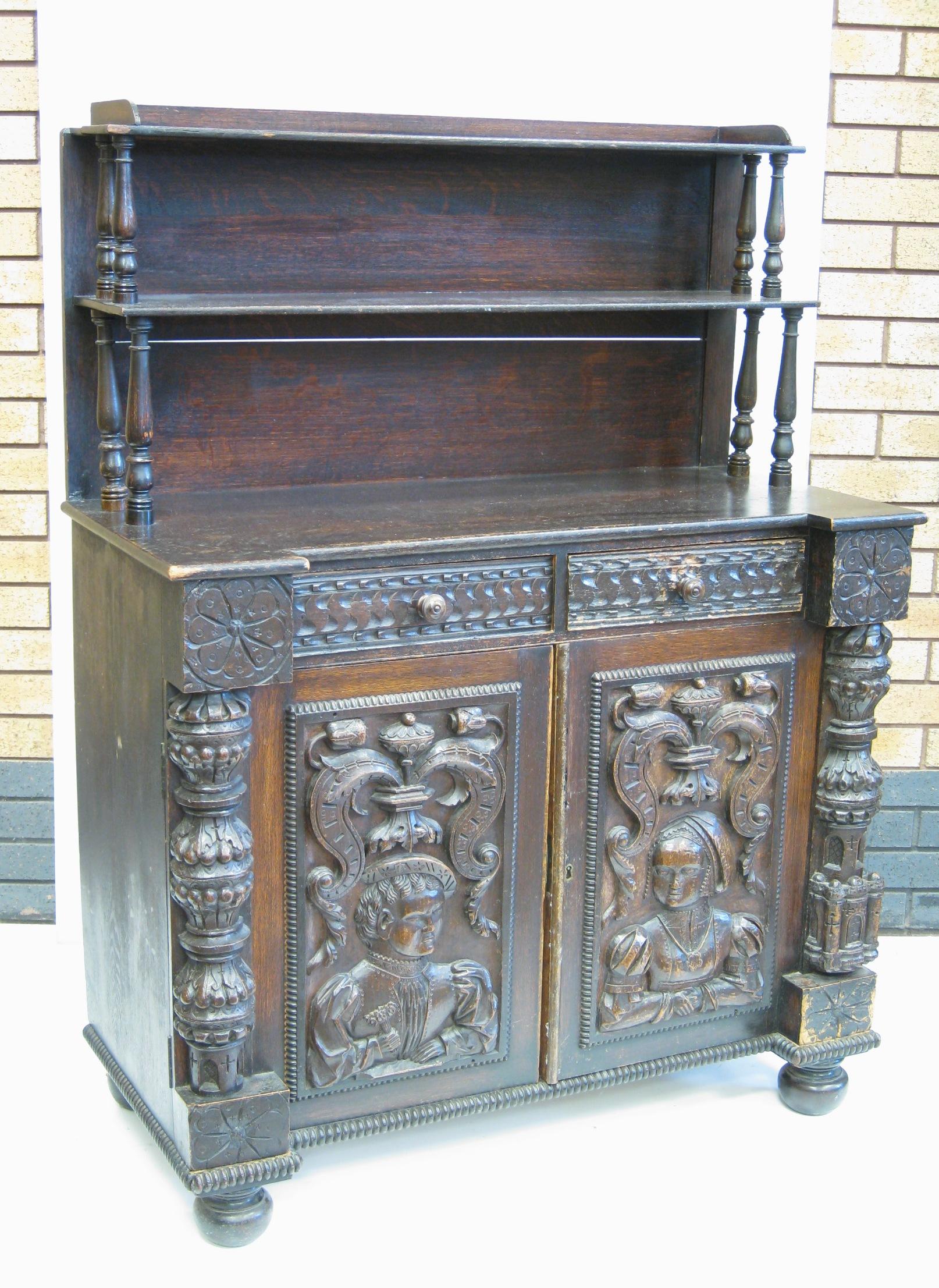 Appraisal: A th Century oak Chiffonier with two raised shelves on